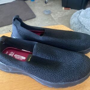 Black Athletic works sneakers 8 1/2 W @CA